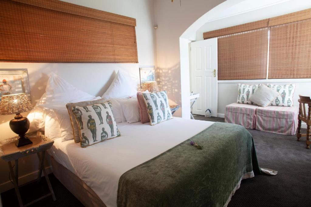 The Grosvenor Guest House & Self Catering 시몬스타운 외부 사진