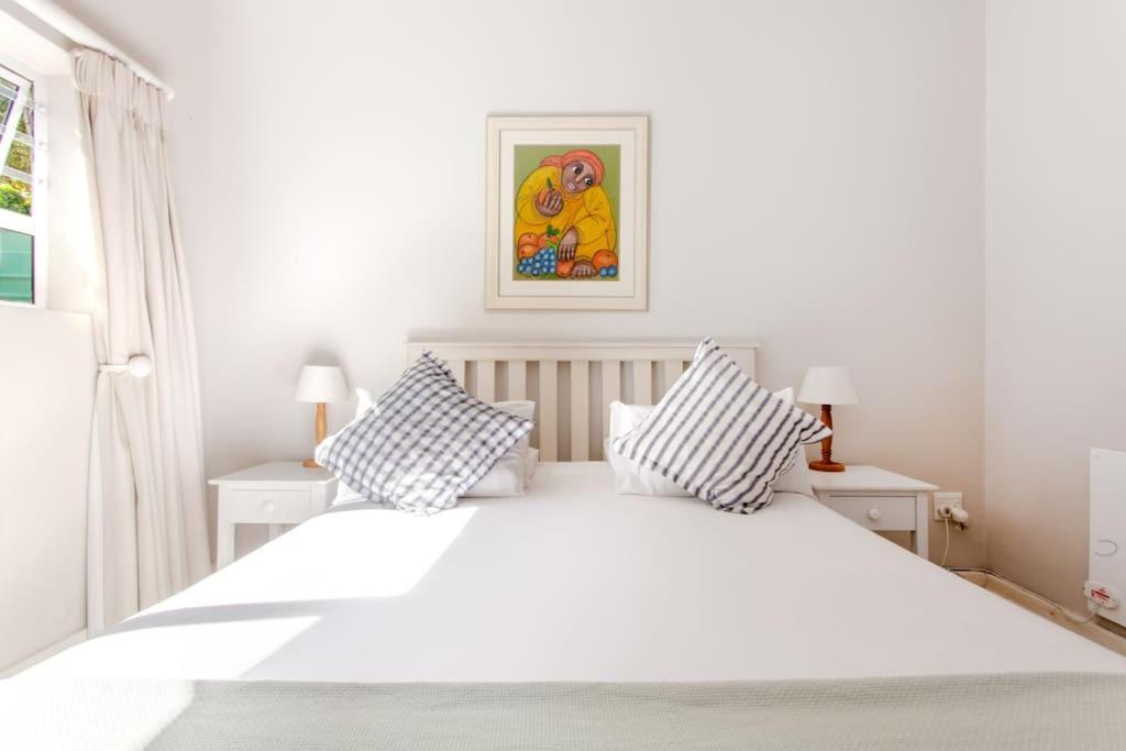 The Grosvenor Guest House & Self Catering 시몬스타운 외부 사진
