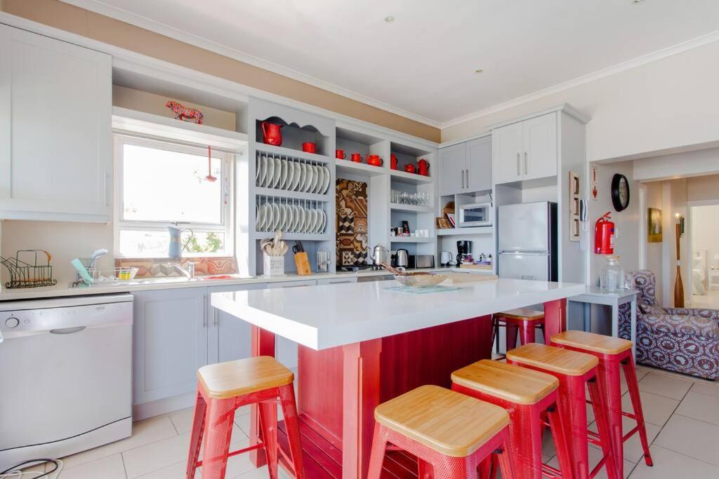 The Grosvenor Guest House & Self Catering 시몬스타운 외부 사진
