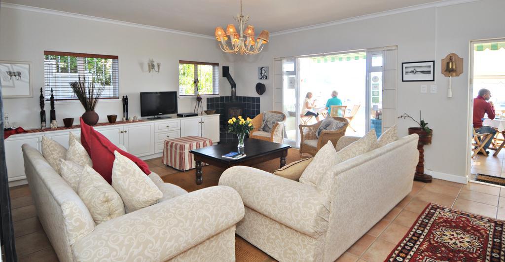 The Grosvenor Guest House & Self Catering 시몬스타운 외부 사진