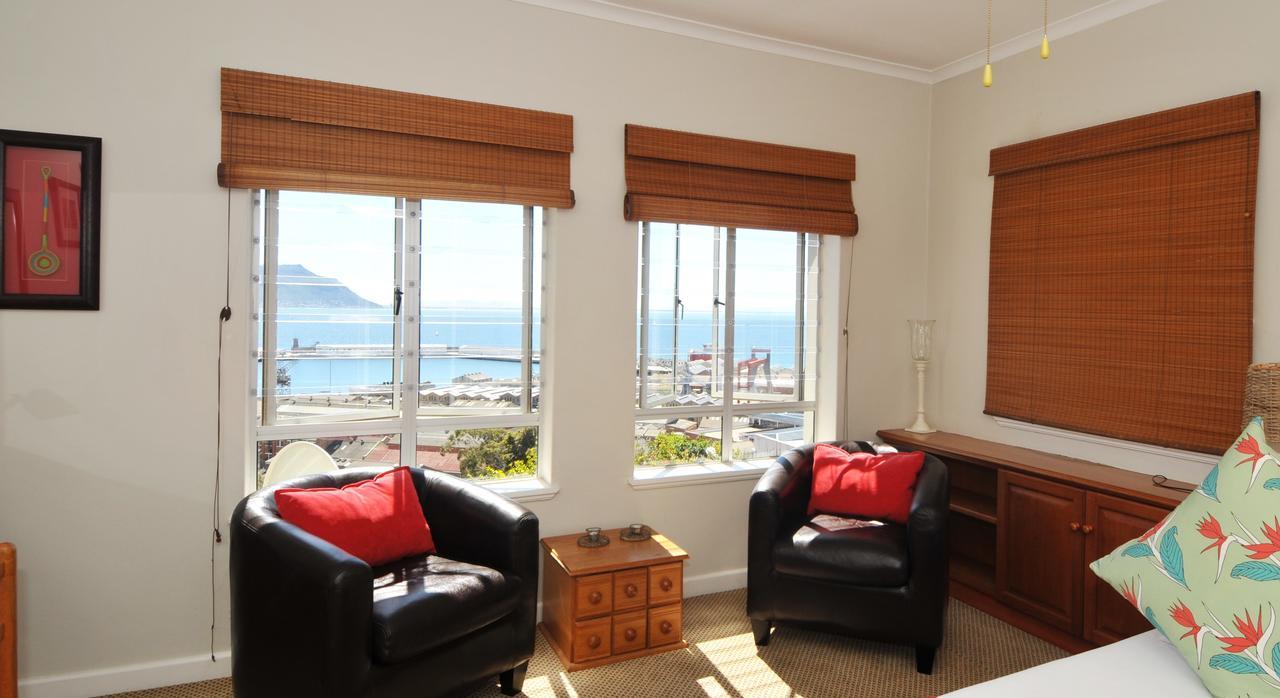 The Grosvenor Guest House & Self Catering 시몬스타운 외부 사진